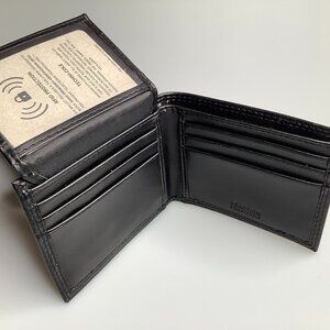 Kenneth Cole Wallet